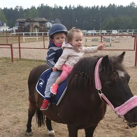 Pensjonat W Stadninie Koni Cheval *